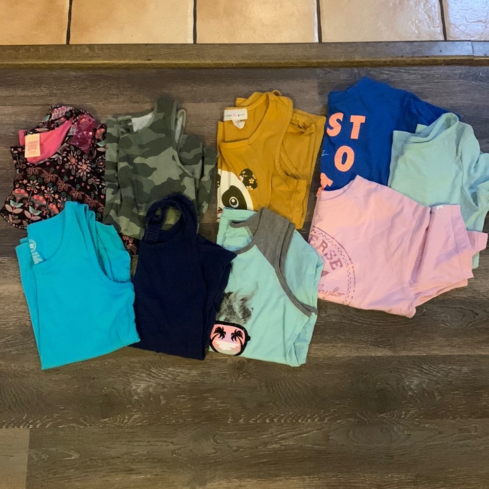 Size 10/12 girls summer tops.